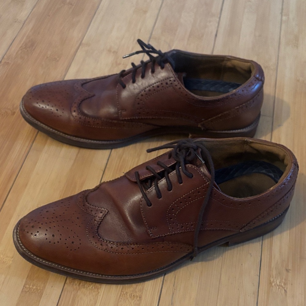 Florsheim Men’s Brown Leather Dress Shoes Size 9